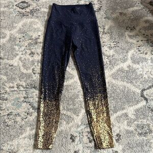Beyond Yoga Alloy Ombré Legging in Blue and Gold